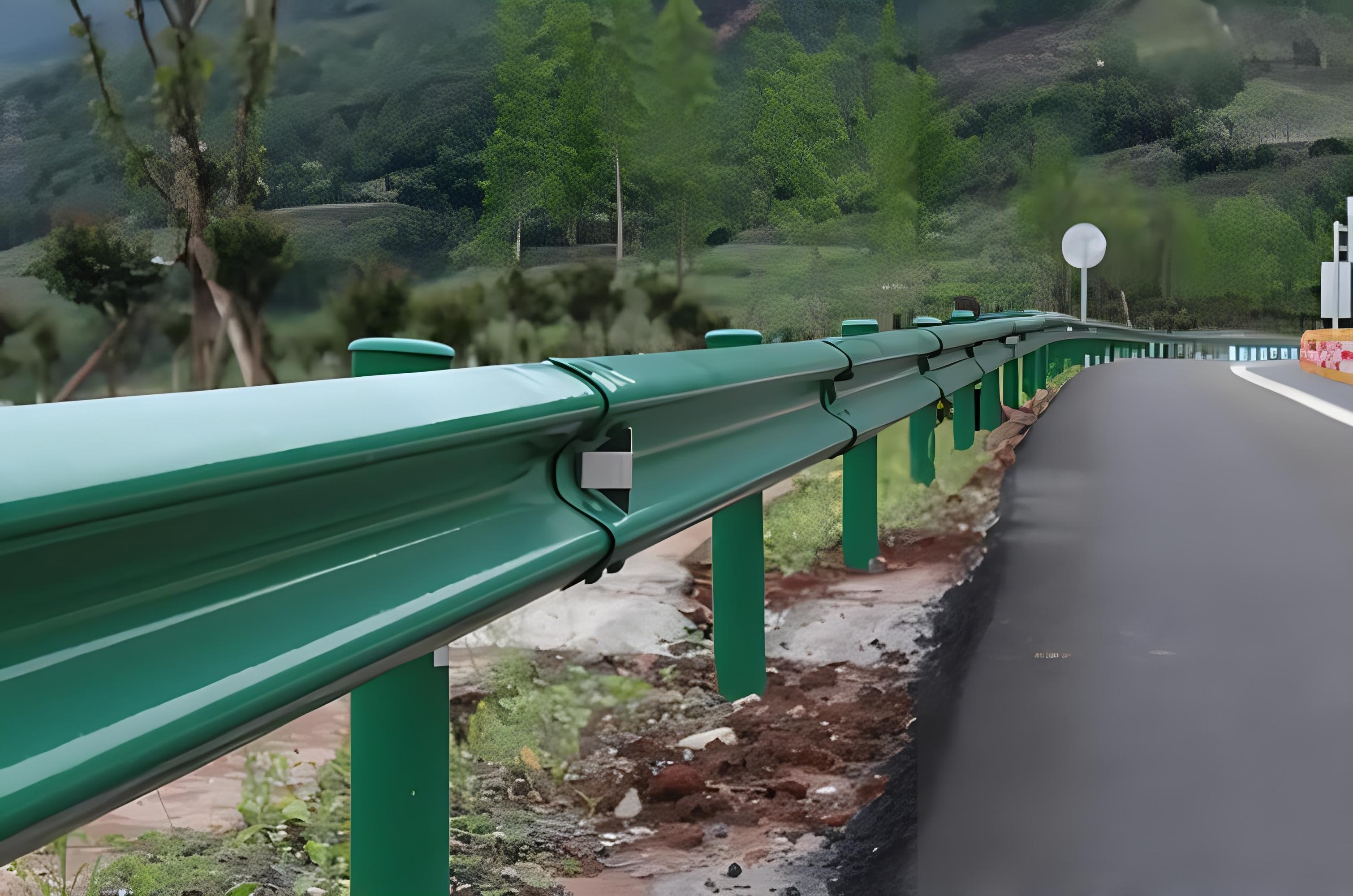 洛阳波形护栏保护道路安全的重要设施